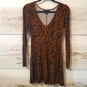Forever 21 M Long sleeve Leopard Dress